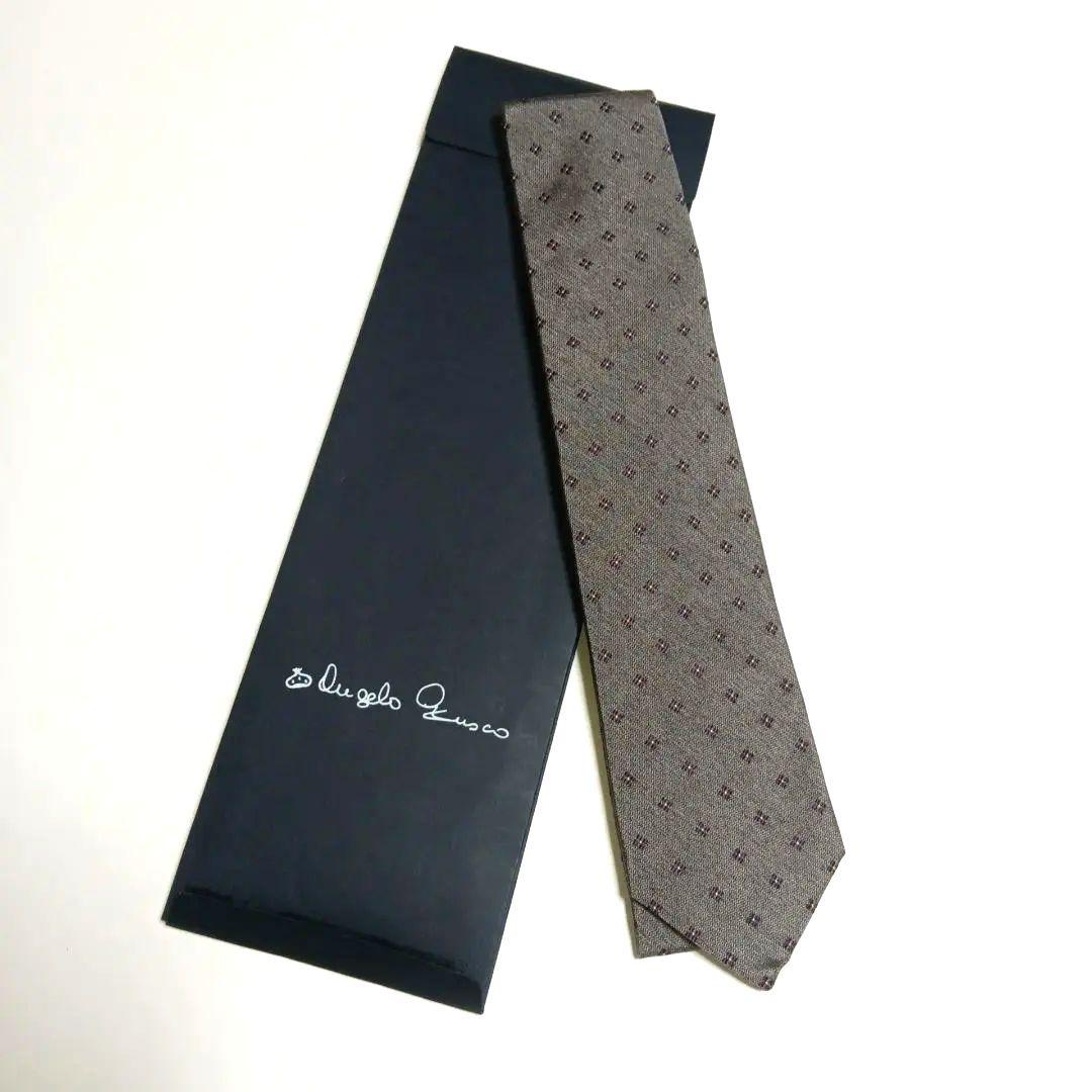 保管品 ANGELO FUSCO 灰 小紋柄 セッテピエゲネクタイ幅8.5センチ
