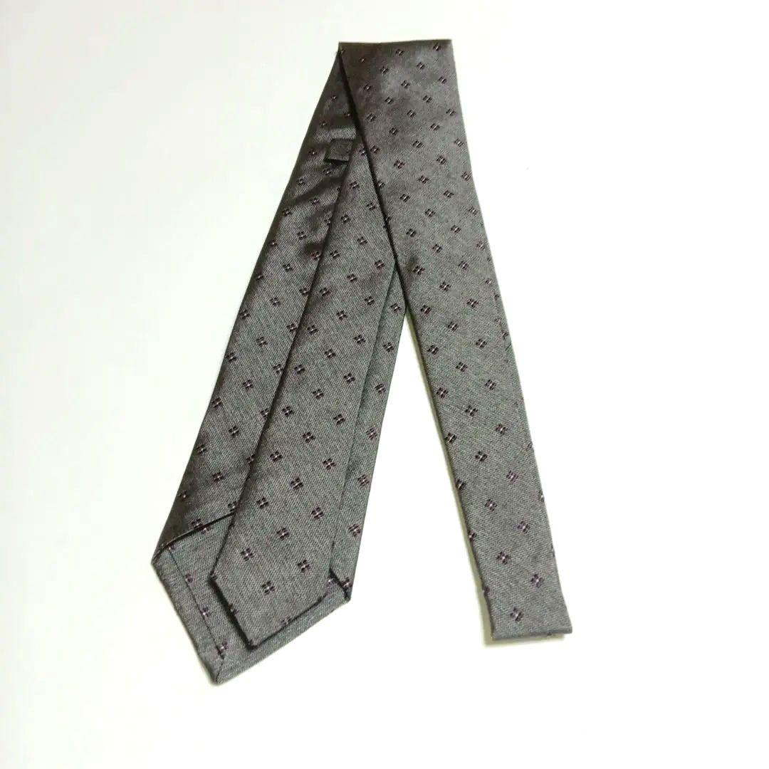 保管品 ANGELO FUSCO 灰 小紋柄 セッテピエゲネクタイ幅8.5センチ