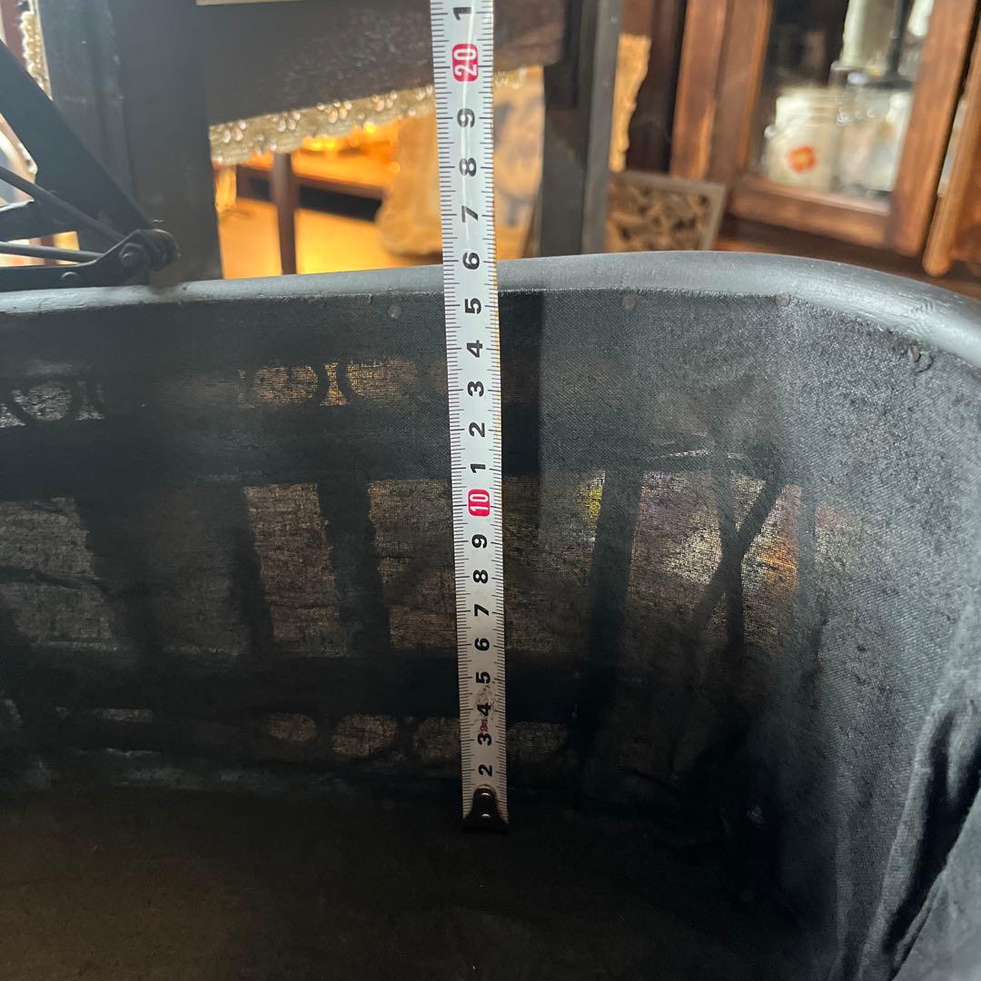 レトロなベビーカー