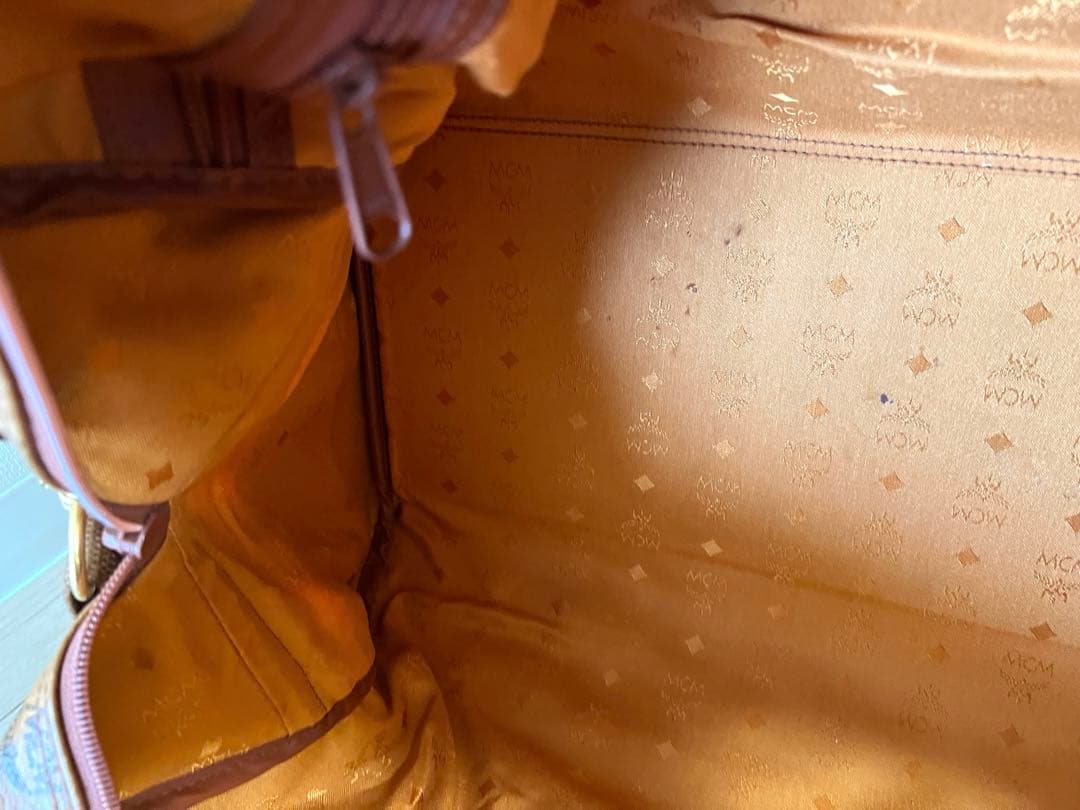 MCMボストンバッグ大きめ　大容量　ヴィセトス柄 肩掛け 泊まり旅行に　鑑定可能