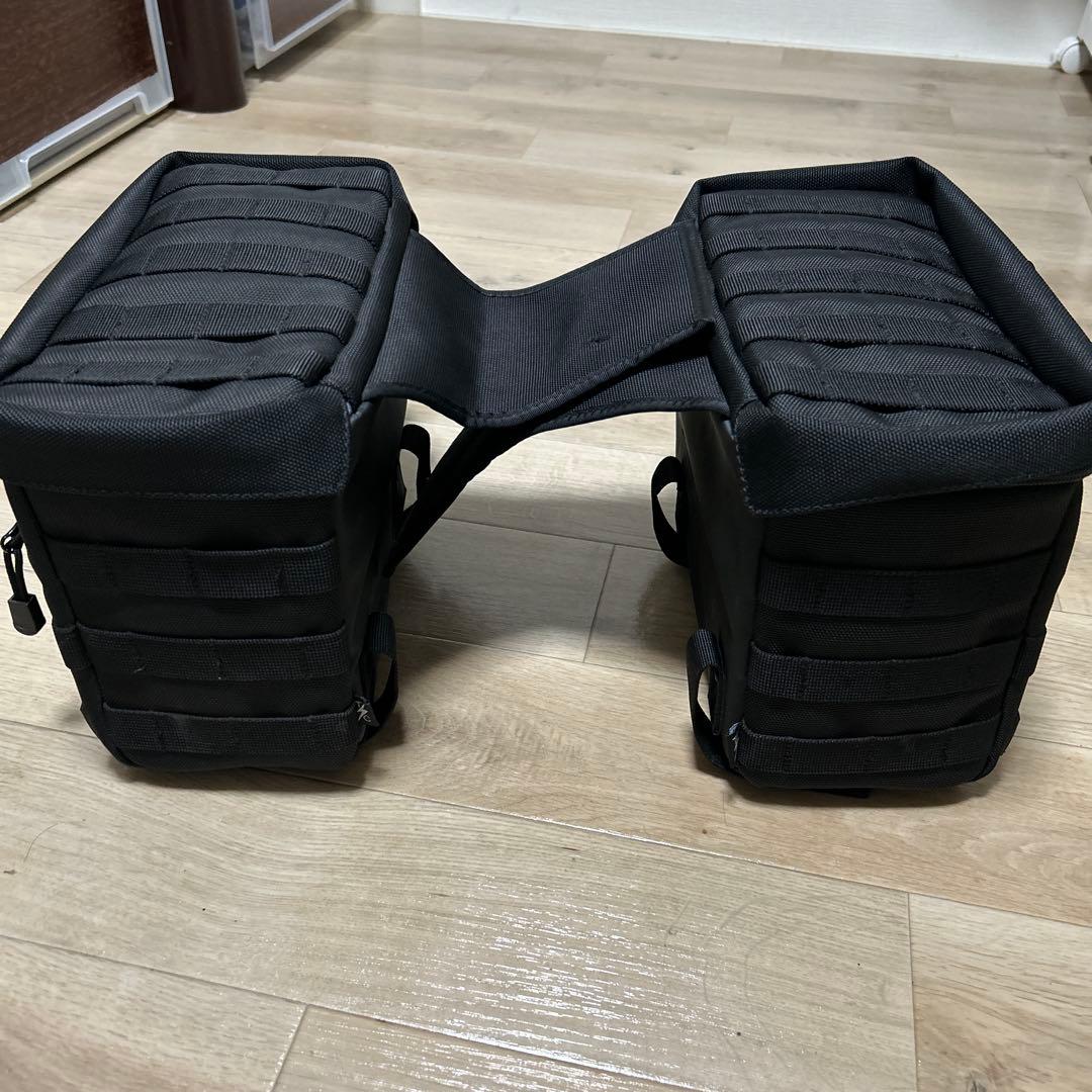 スラッシンサプライ　エッセンシャルサドルバック　マルチモールポーチ付き