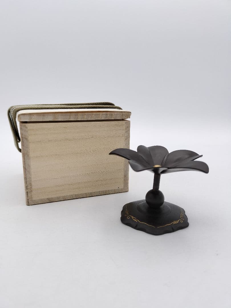 b258 【新品・未使用】蓋置 嵌金 突羽根 和田美之助 木箱 茶道具