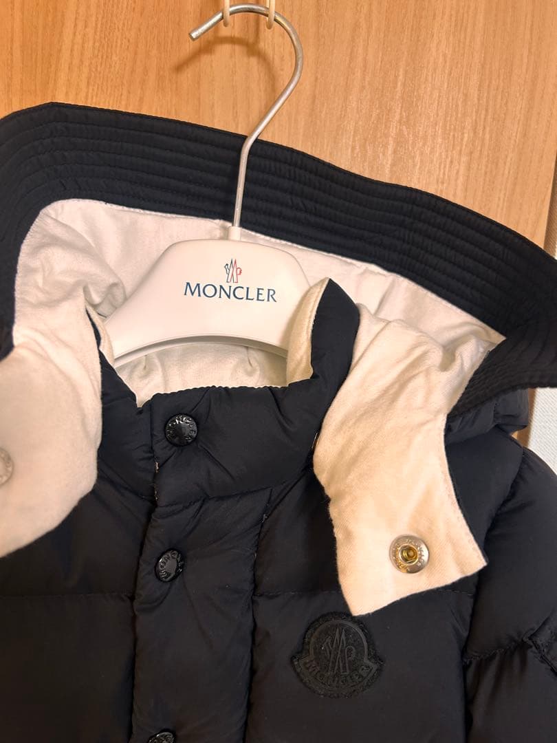 MONCLER ブラック　ベビーダウンコート　ハンガー付