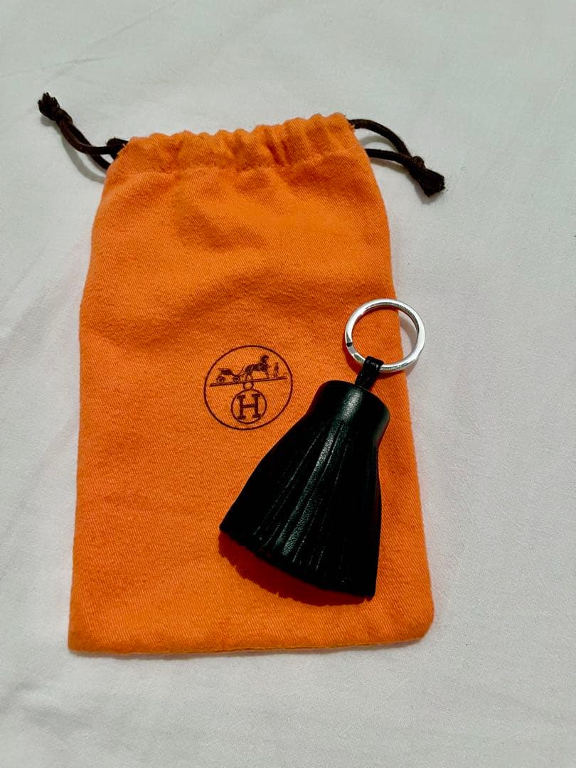 HERMES エルメス カルメン アニョーミロ チャーム