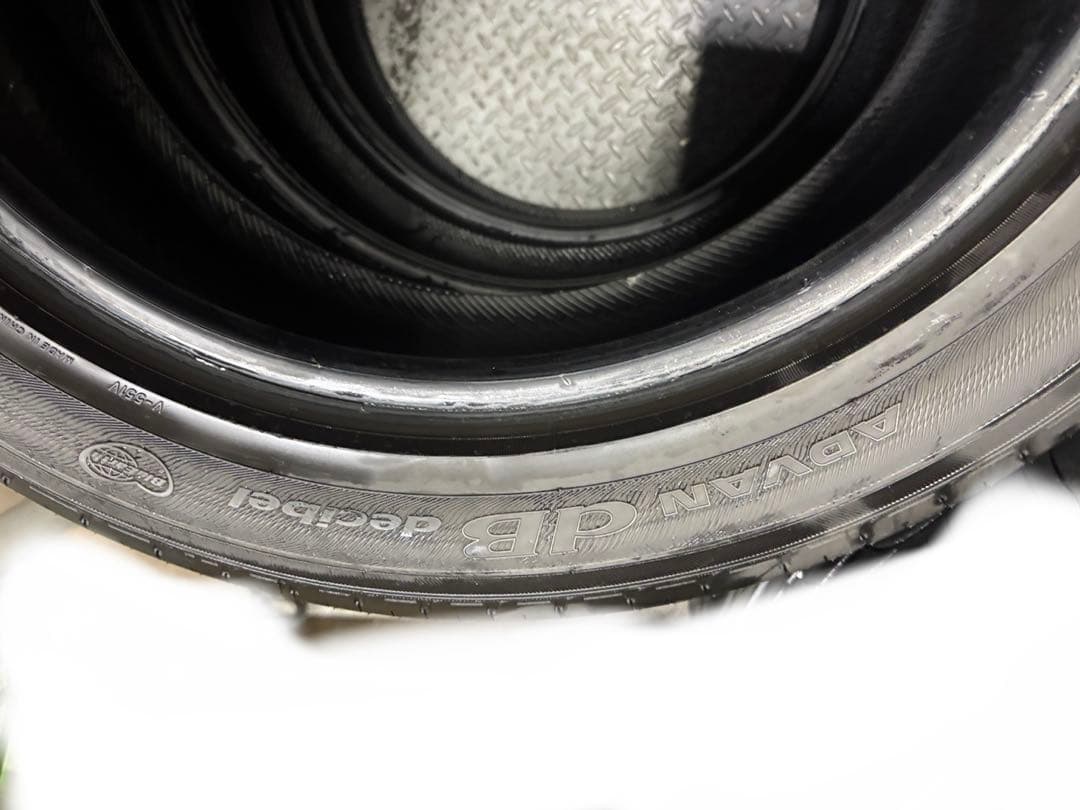 225/50R18 タイヤ　3本