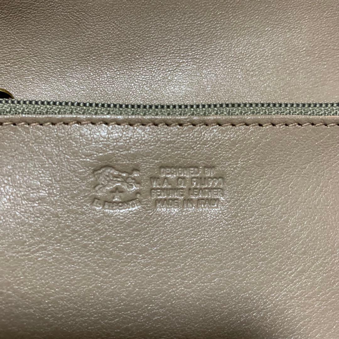 【極美品】イルビゾンテ　長財布　金ボタン　ロゴ型押し　レザー　シボ　グレージュ