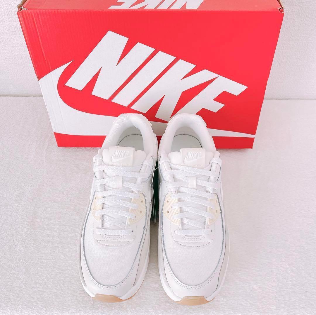 新品未使用❣️ ナイキ エア マックス 90 LV8 ホワイト スニーカー★
