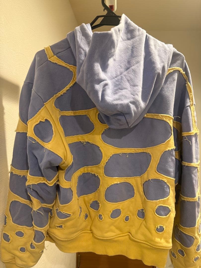 YOUNGCHICKENPOX パーカー