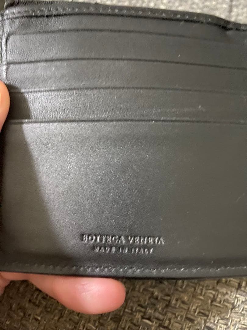 ボッテガヴェネタ二つ折り財布　美品 国内正規品 イントレチャート