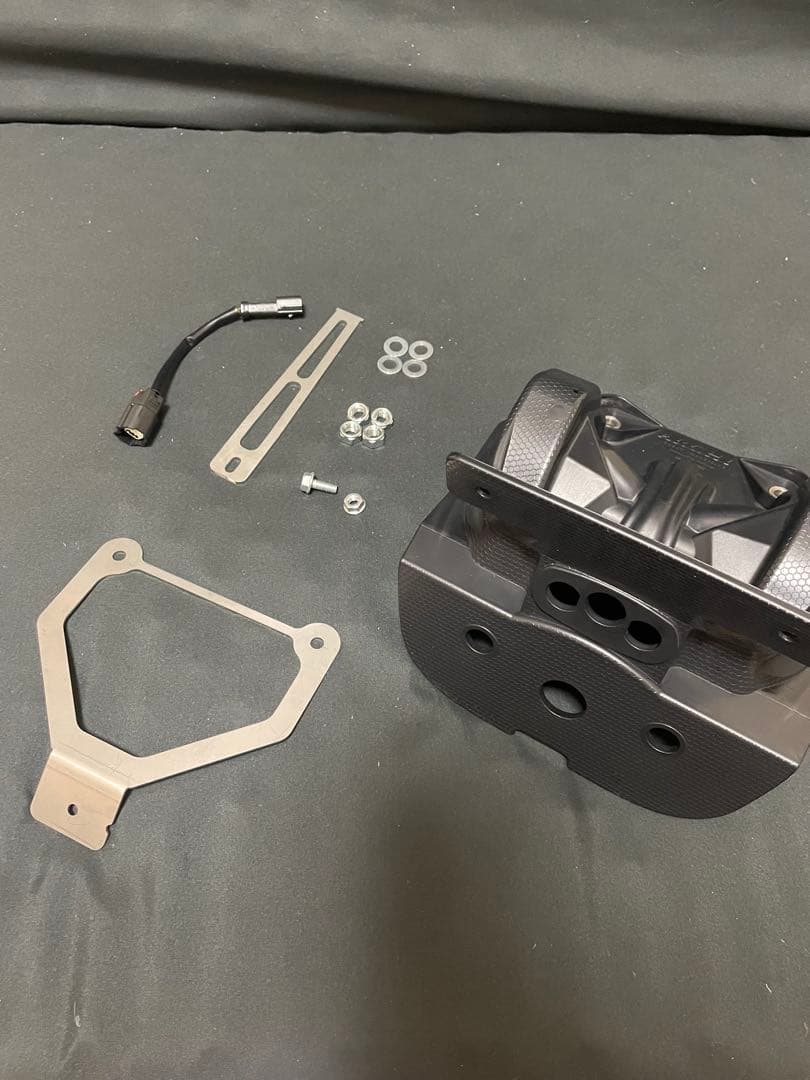 ARCHI スライトリアフェンダーZ900RS