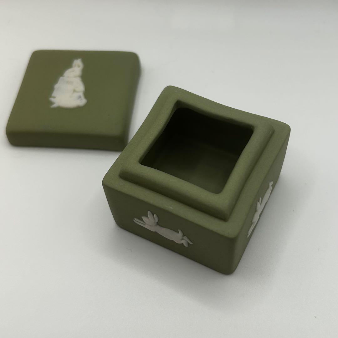  ピーターラビット グリーンジャスパーボックス