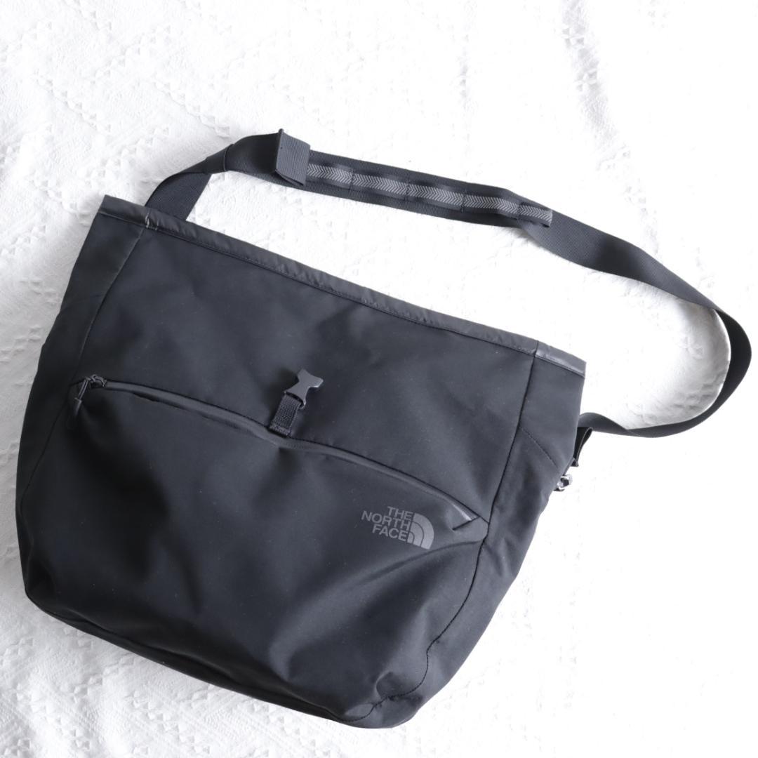 極美品！ザ ノースフェイス ロールパック15　メッセンジャーバッグ　防水バッグ