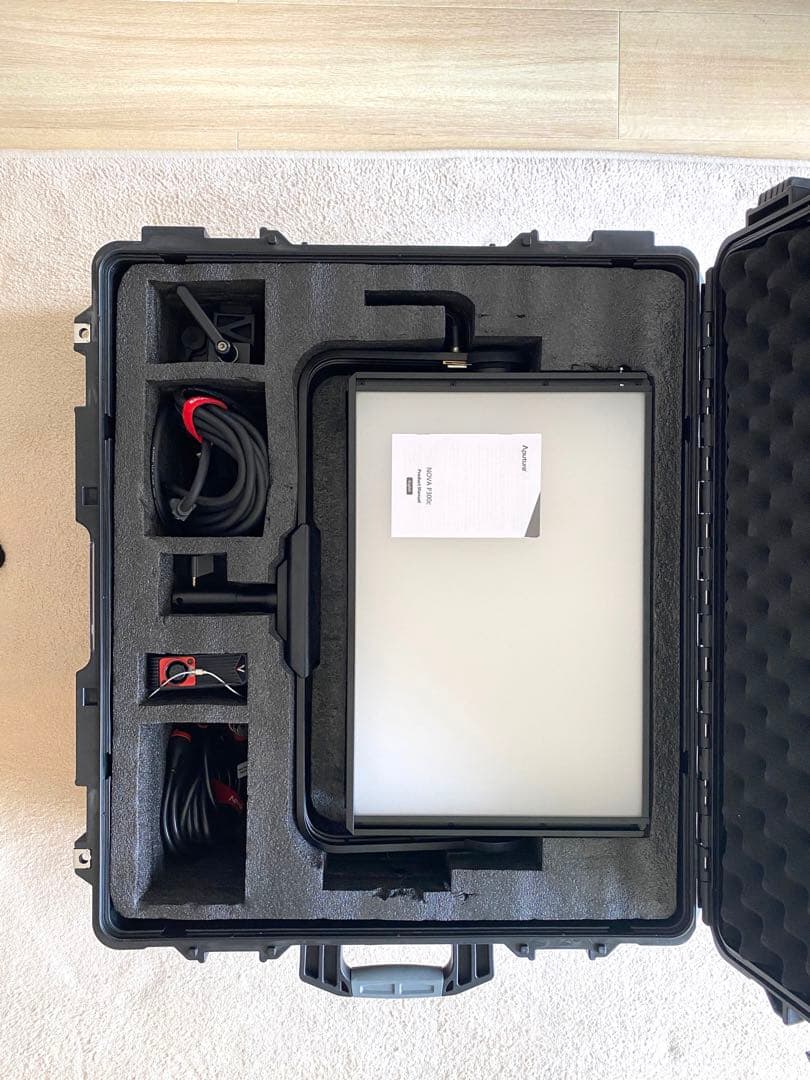 Aputure(アプチャー) NOVA P300c 収納ケース付き