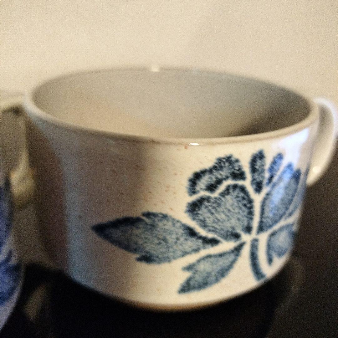 ミッドウインター　ソースポットとカップ＆ソーサー