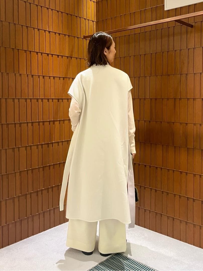 TOMORROWLAND 18万ウールカシミヤライトリバー ベルテッドロングジレ