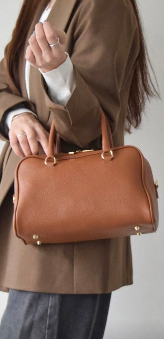 クリスチャン ヴィラ　ボストンバッグ　美品です