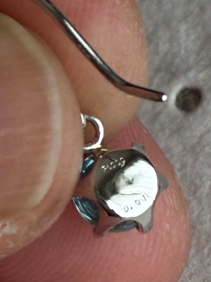 最終値下げ！pt900 天然ブルージルコン　計1.63ctフックピアス　鑑付