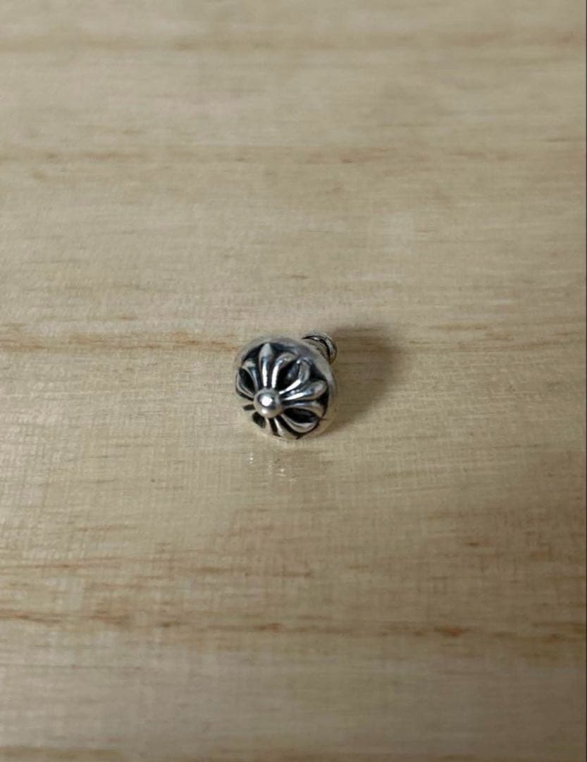美品　CHROM HEARTS クロムハーツ　クロスボールピアス