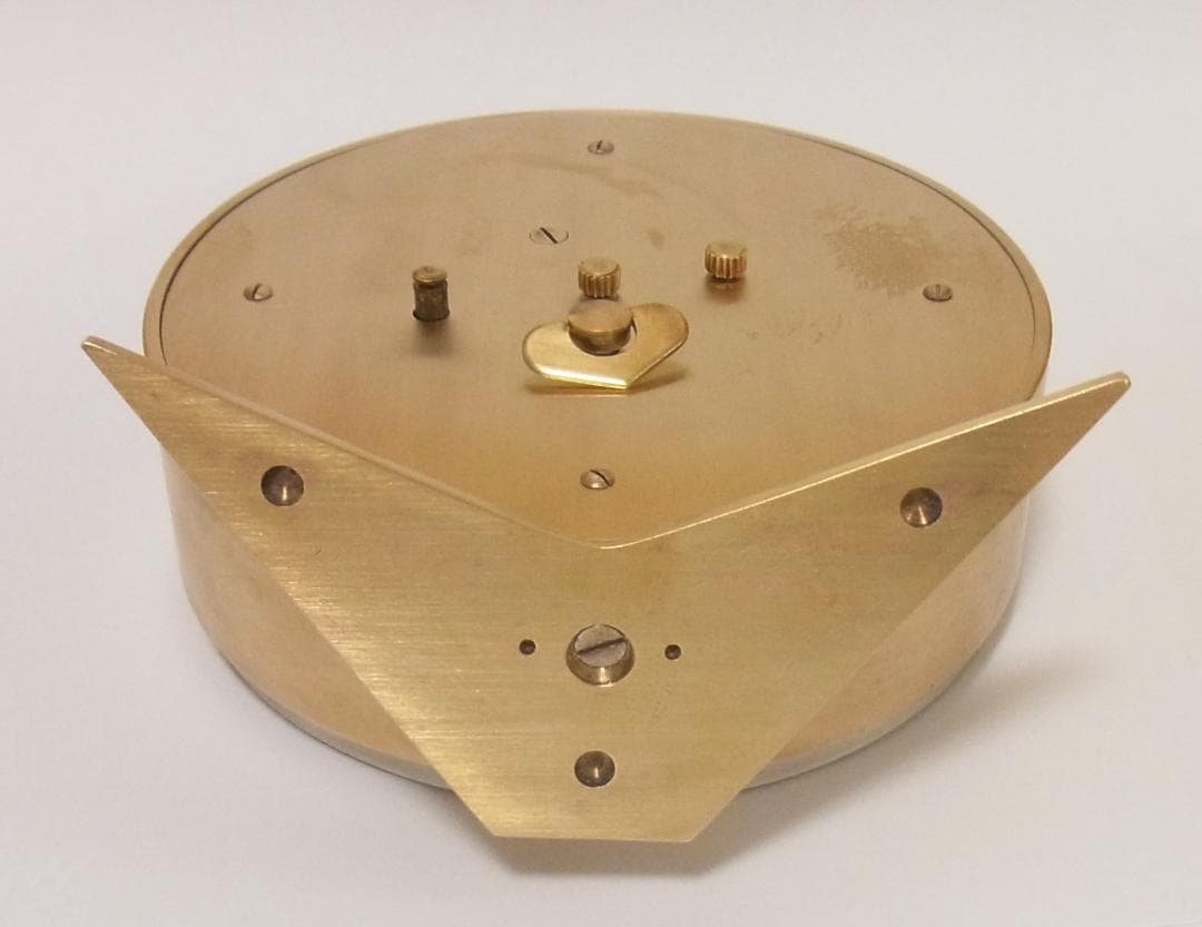 スイス製 機械式時計　置時計　SWIZA　稼動品（出品３）