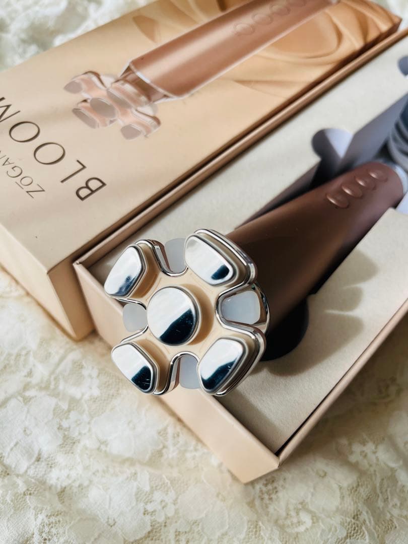 日曜日18時まで！週末セール！美品！ZOGANKINゾーガンキンブルーム 美顔器