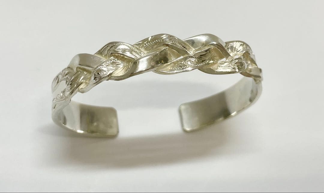 値下げ❗️SV925ハワイアンジュエリー シルバー 編み込みデザイン バングル