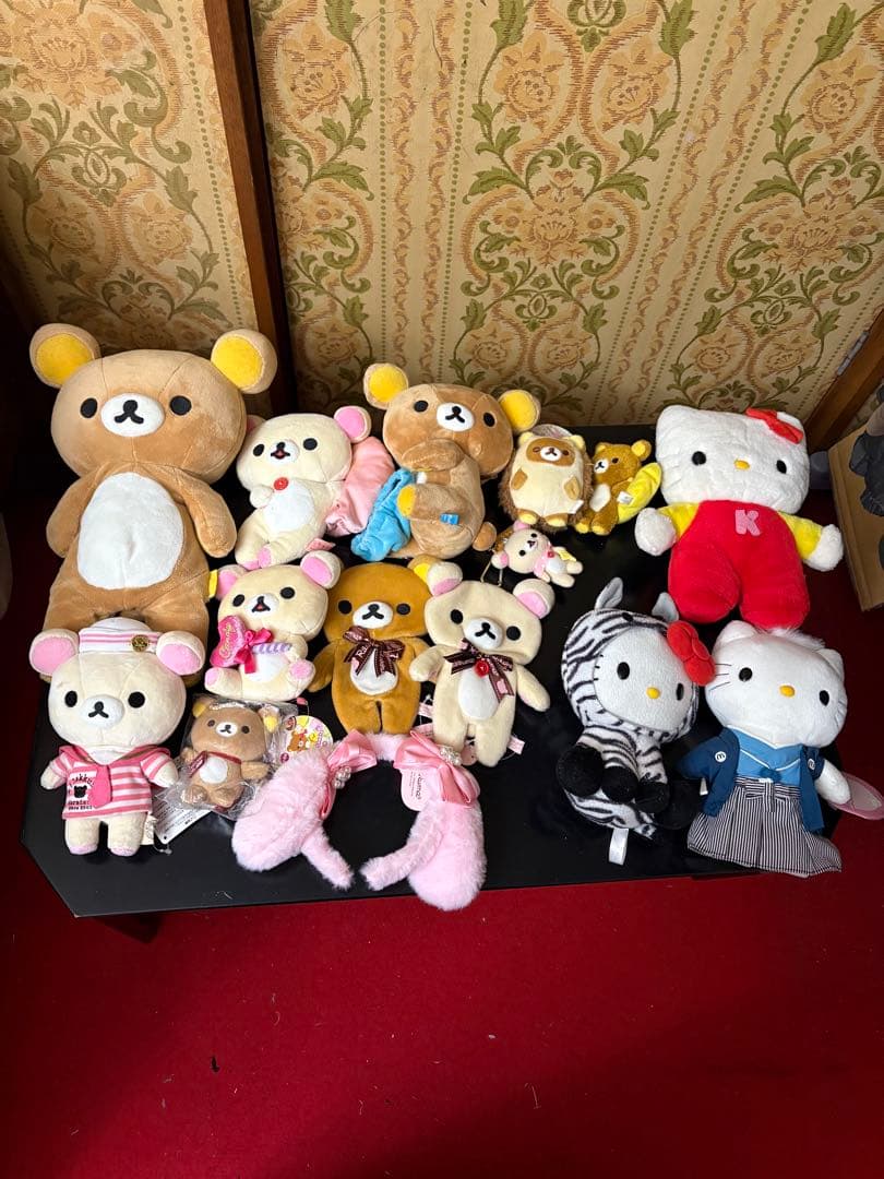 リラックマ　ハローキティ　ぬいぐるみ　まとめ売り
