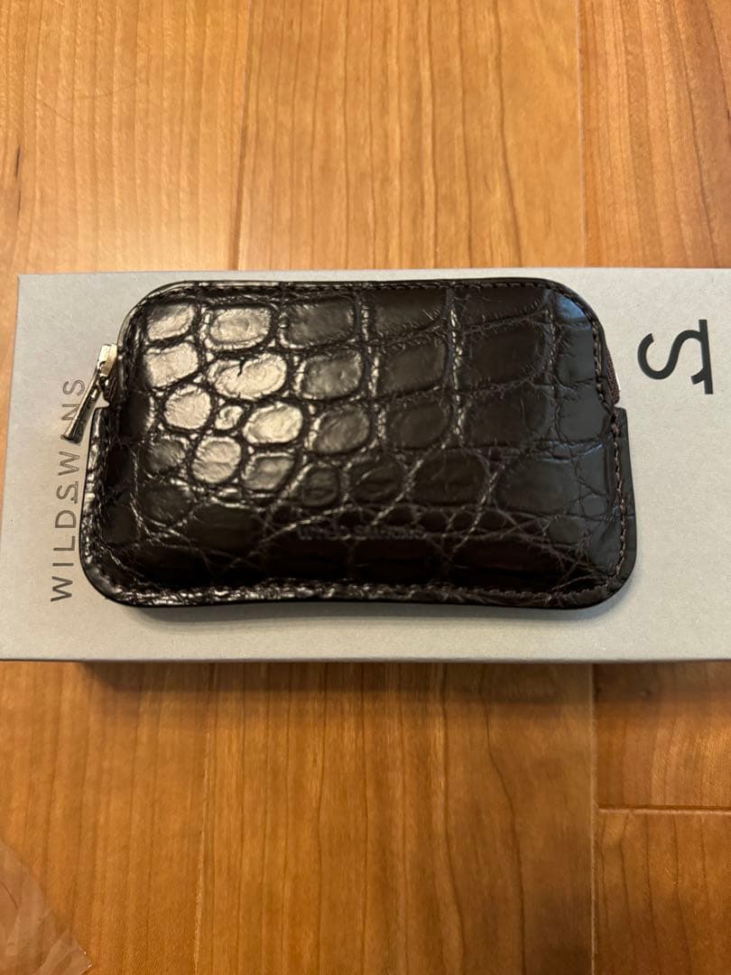 新品未使用　ワイルドスワンズ　ミナス　クロコ（チョコ）　WILDSWANS