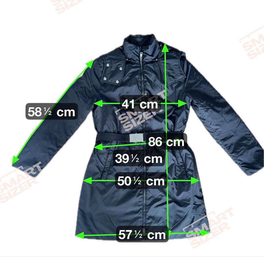 PRADフード付きブラックライトダウンジャケット