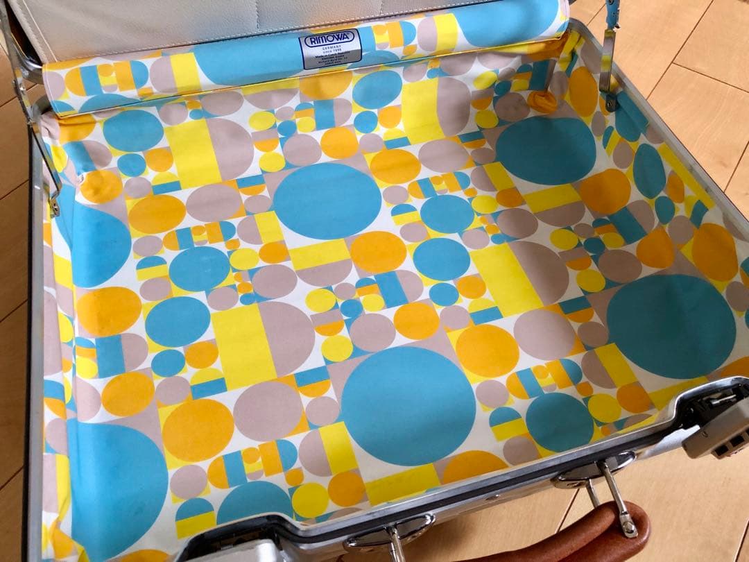 希少 RIMOWA アタッシュケース 35周年記念 グルーヴィジョンズ監修モデル