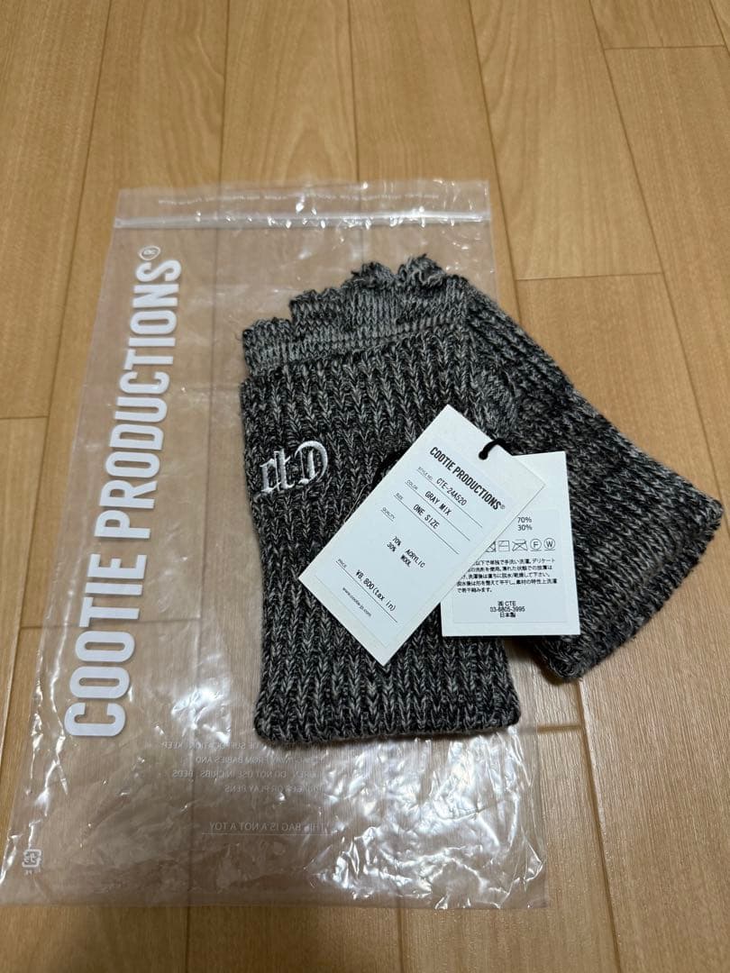 COOTIE PRODUCTIONS グレー ミックス 手袋　サイズFREE