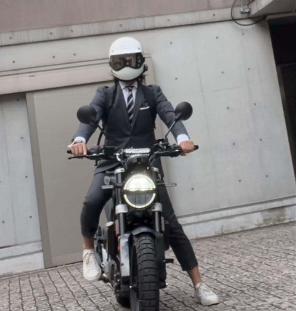 TT&CO. トゥーカッター　ホワイト　おまけ多数　PSマーク　標準サイズ