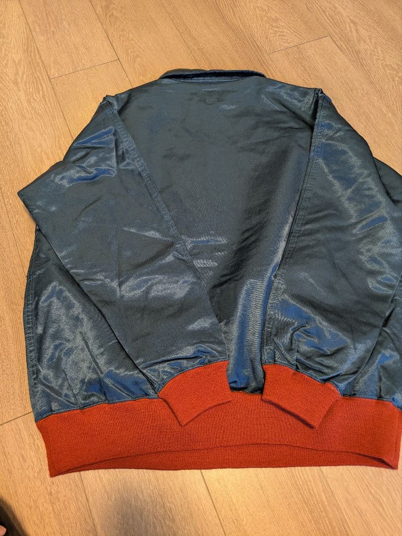 HUMAN MADE サテンジャケット　ハーフジップ