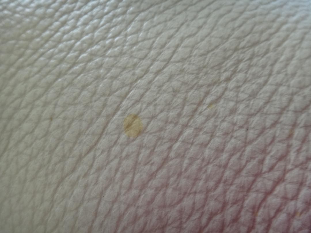 大塚家具 革張り2人掛け白ソファ IDC L/S COMFORT 11中古品！