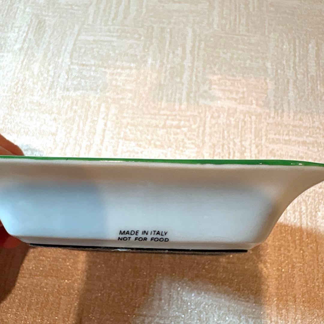 サルヴァトーレ・フェラガモ　角皿　3枚セット　ミニトレー 孔雀　花