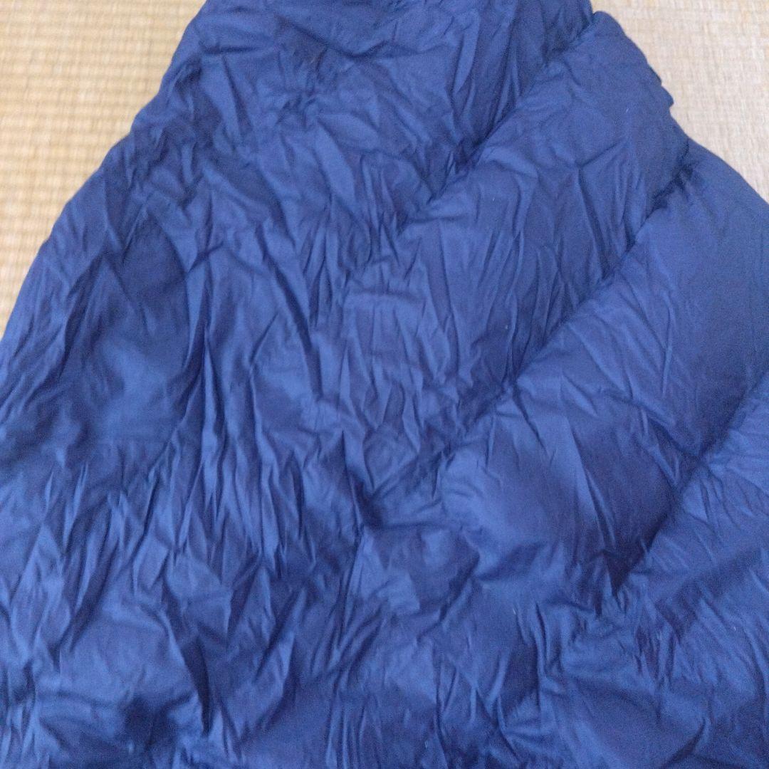 未使用品　mont-bell 寝袋 パープル 収納袋付き