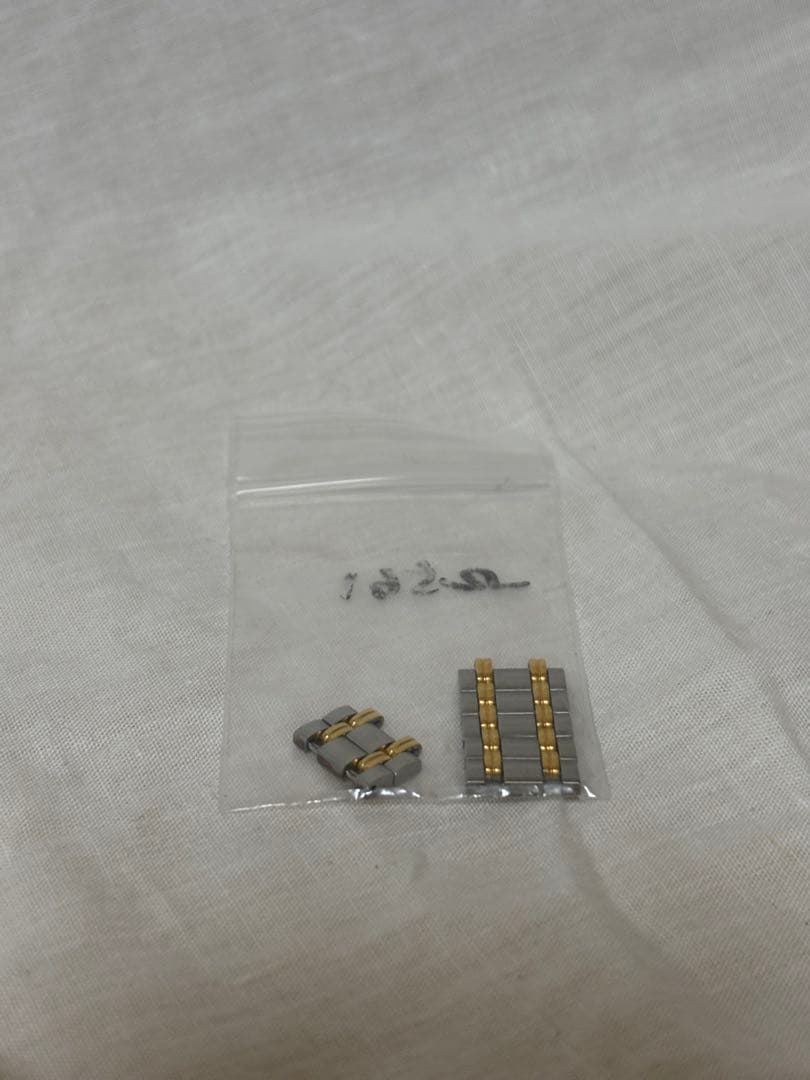 GUCCI 9000L グッチ 腕時計 レディース 新品電池交換済み　実働