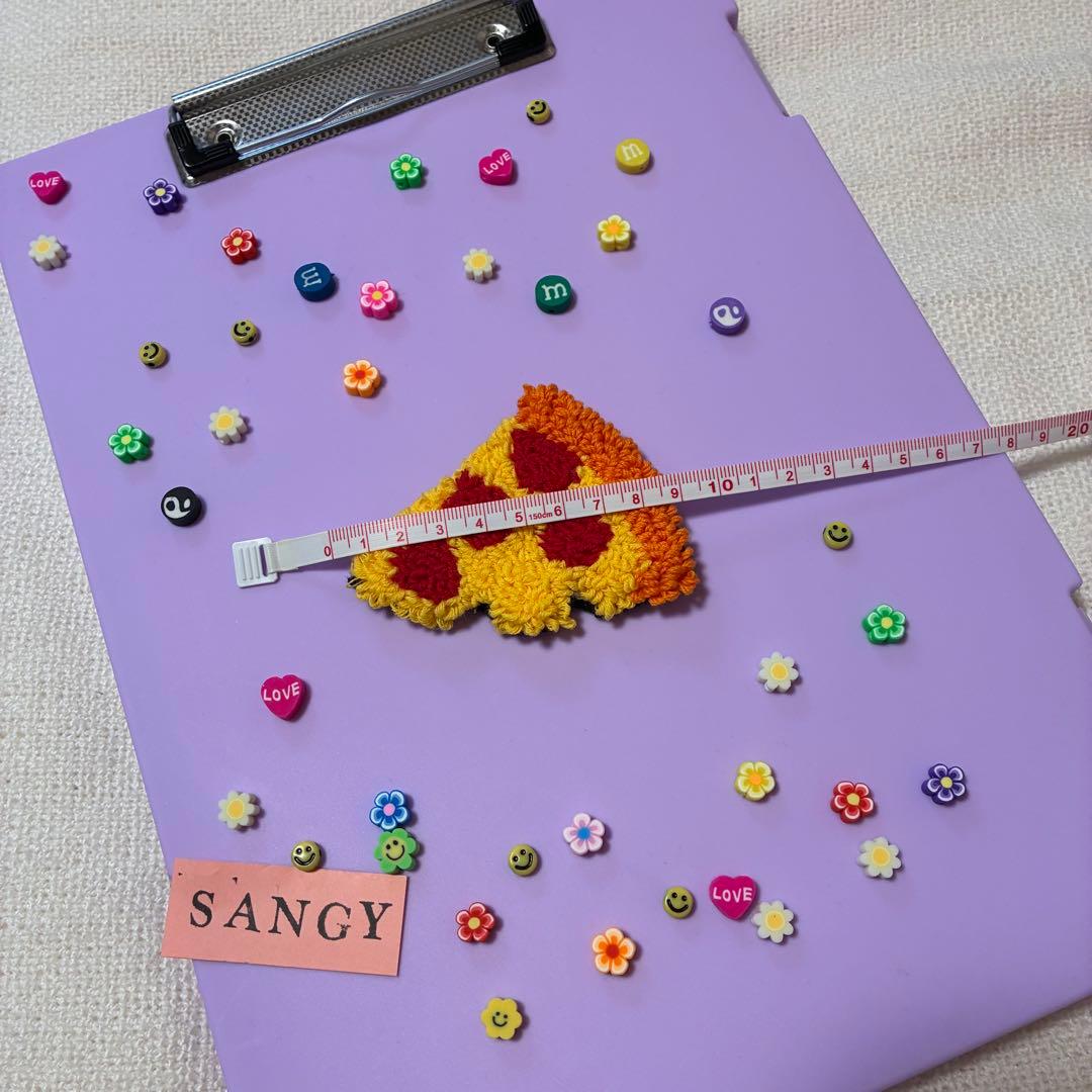 【ハンドメイド】PIZZA パンチニードル　ミニラグ　ワッペン　インテリア