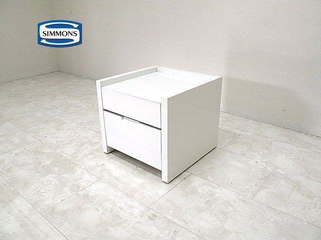 【展示品】シモンズ ナイトテーブル 　　ベッドサイドテーブル サイドチェスト