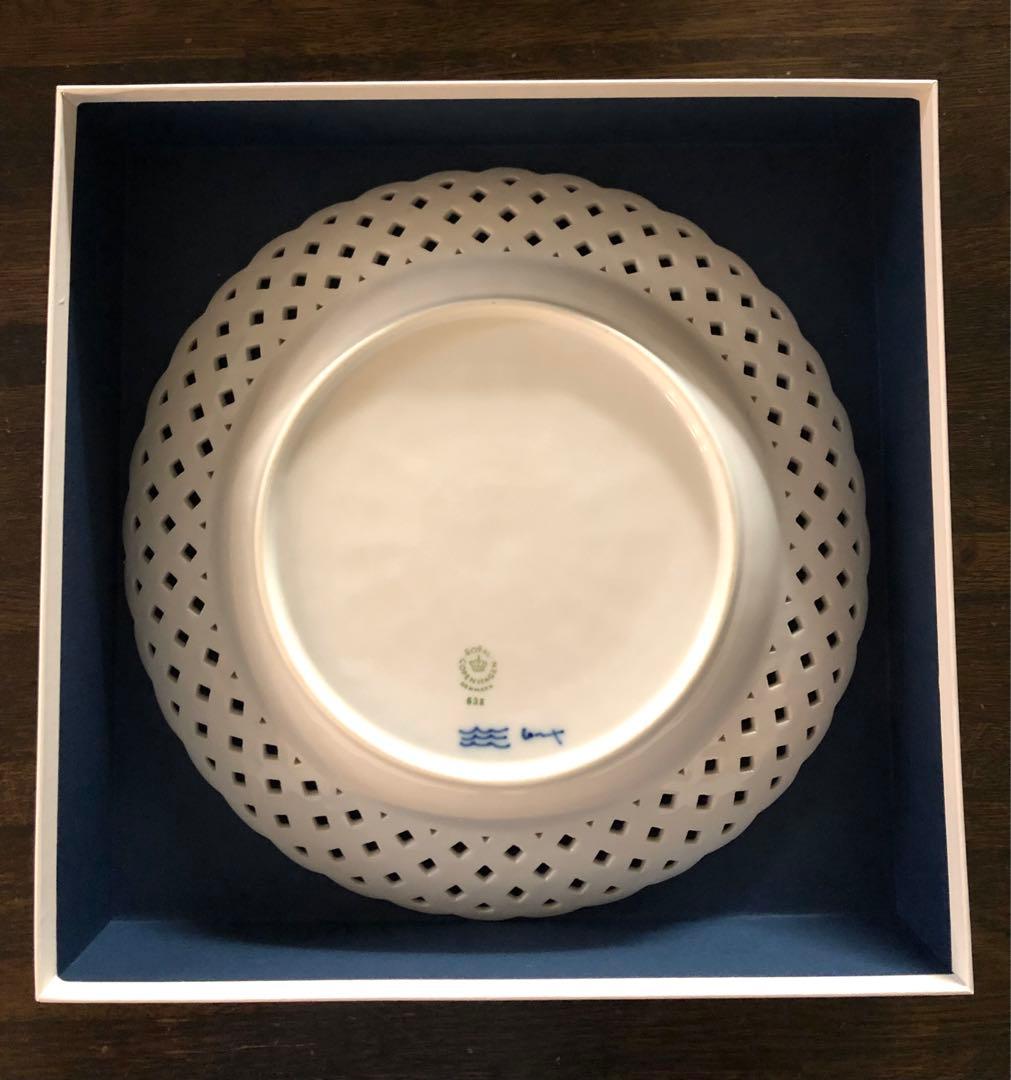   ブルーフルーテッド フルレース 皿25cm