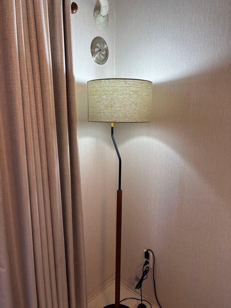 インターフォルム FELITTO フェリット フロアライト 北欧風美品 間接照明