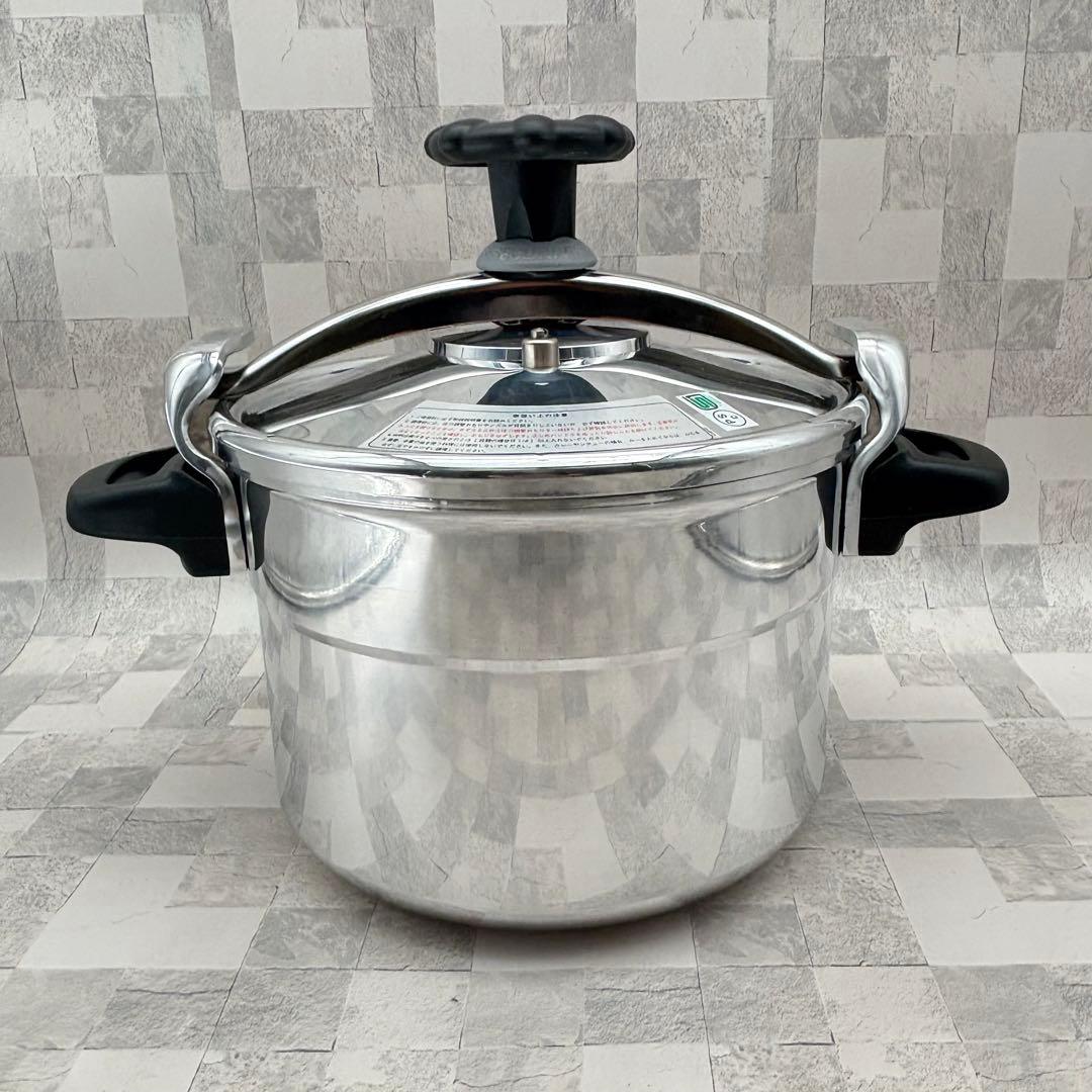 未使用‼︎ 圧力鍋　6L　ティファール　 両手　オーセンティック　セブ