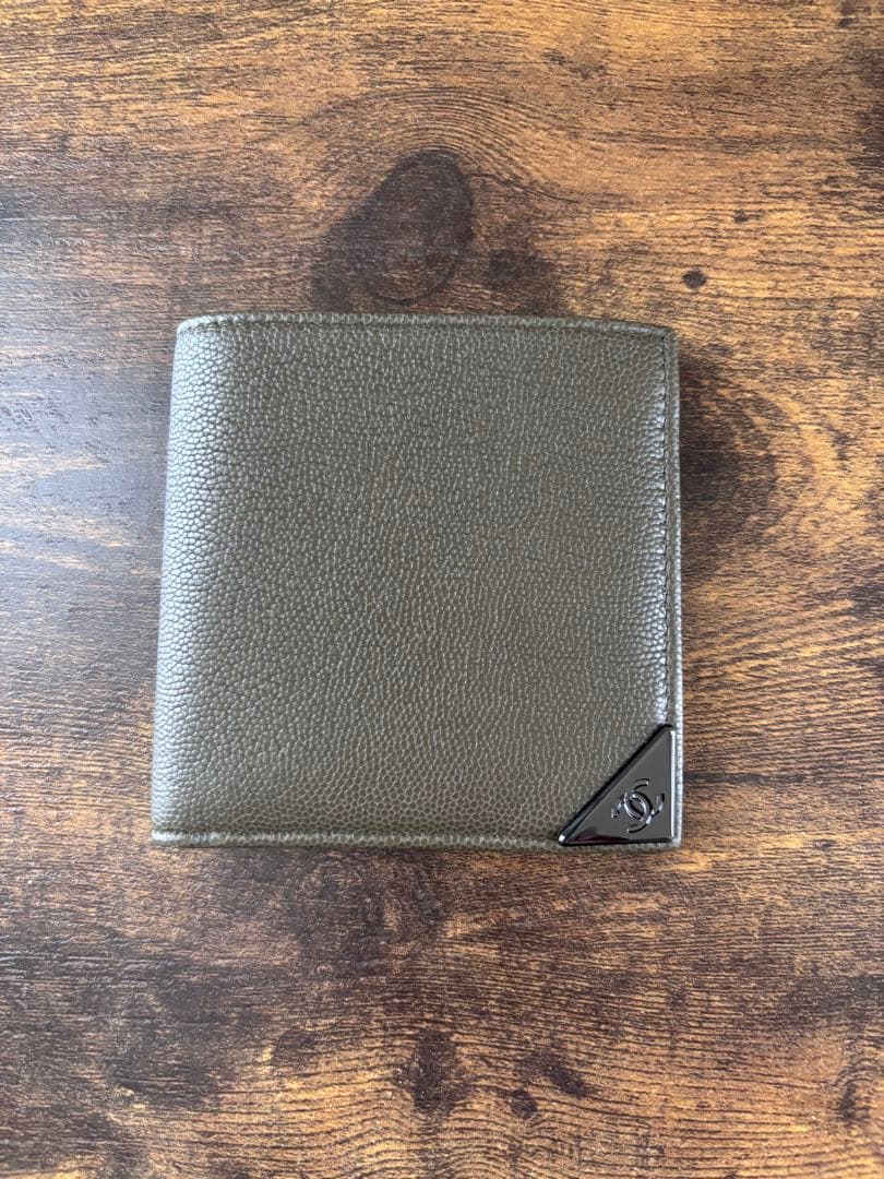 CHANEL レザー 二つ折り財布ユニセックス
