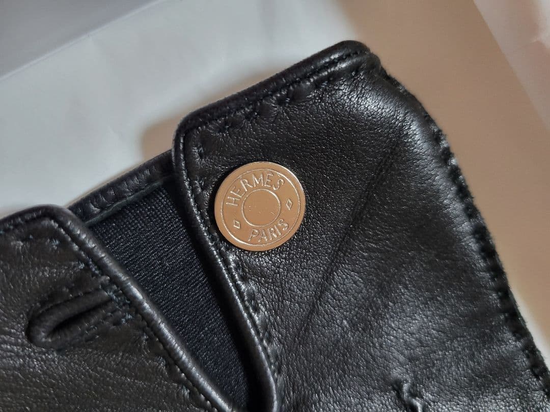 K*s様 HERMES　レザー手袋　セリエ　ブラック aq8235