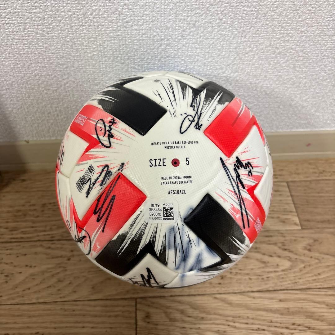 adidas サッカーボール ヴィッセル神戸選手サイン入り サイズ5