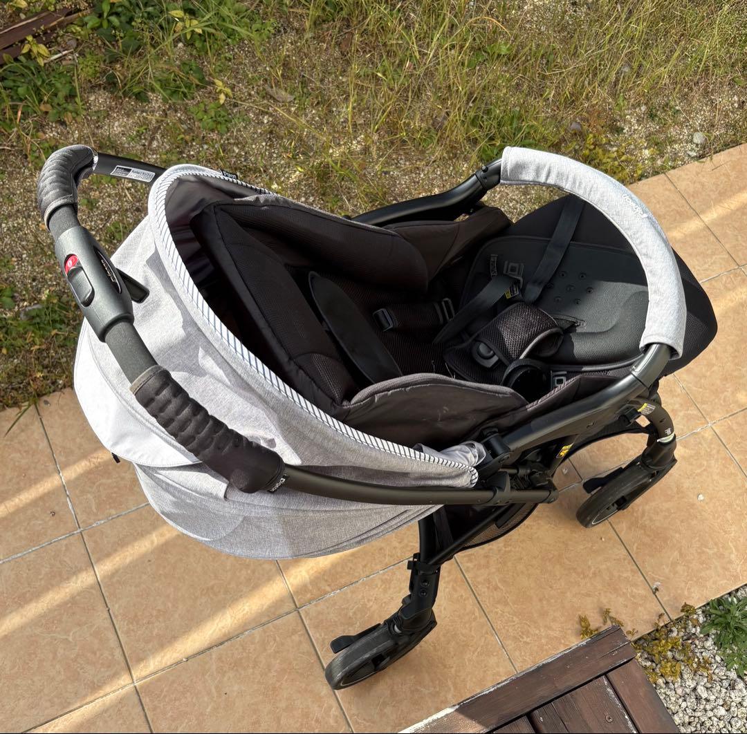 美品　ピジョンA型ベビーカー　ランフィRB2 グレー