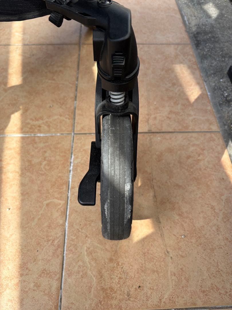 美品　ピジョンA型ベビーカー　ランフィRB2 グレー