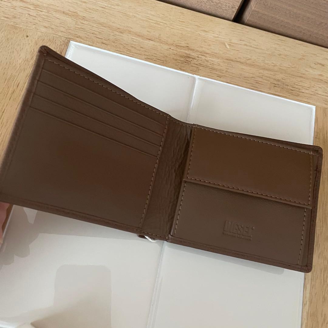 ディーゼル ロゴ レザー 本革 折り財布　ブラウン