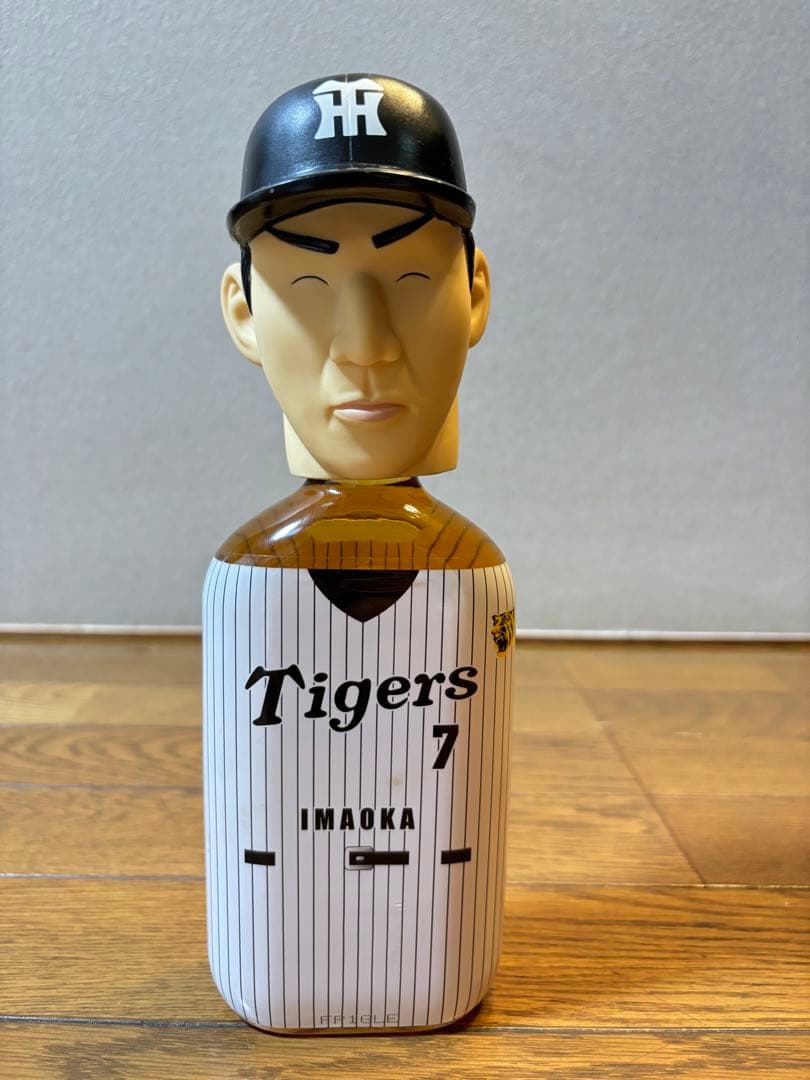 【優勝セール】2003年 阪神タイガース 優勝記念ウイスキー　※カレンダー付き