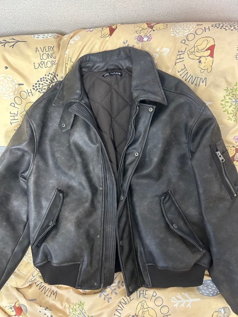 即完売 希少《ZARA》ボア襟 フェイクレザージャケット M 黒 ボンバー