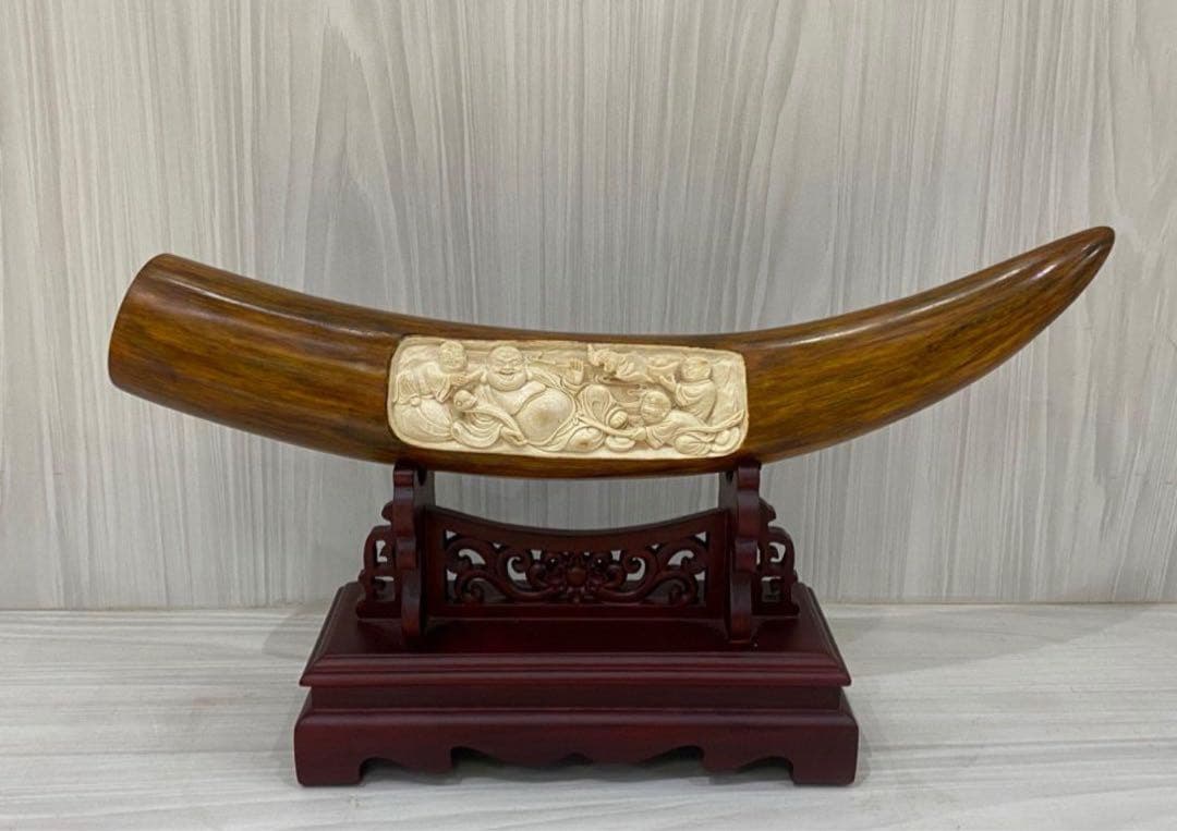 天然マンモス牙精巧な手作り彫刻童子戯弥勒 置物